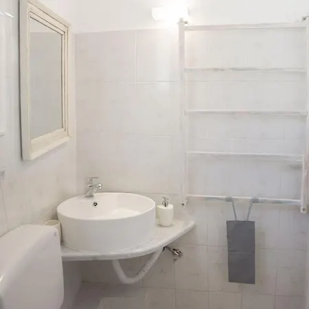 Lovely & Traditional House In Paros Apartment *