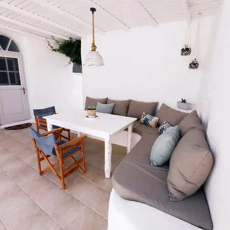 Apartment Lovely & Traditional House In Paros *